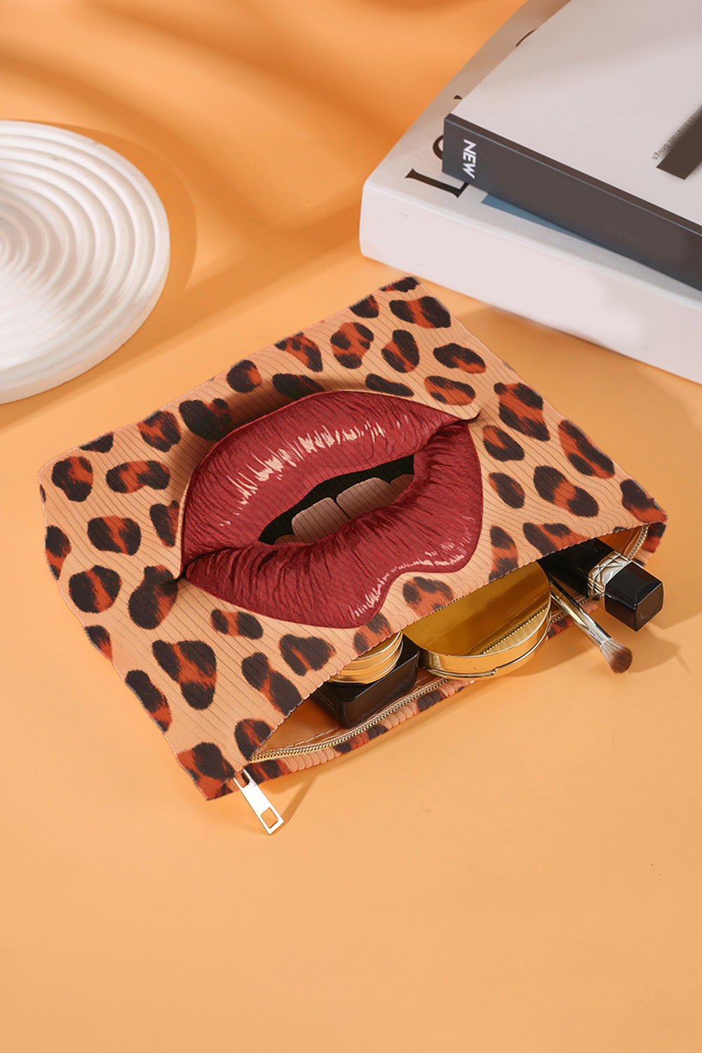 Brown Leopard Red Lips Makeup Bag