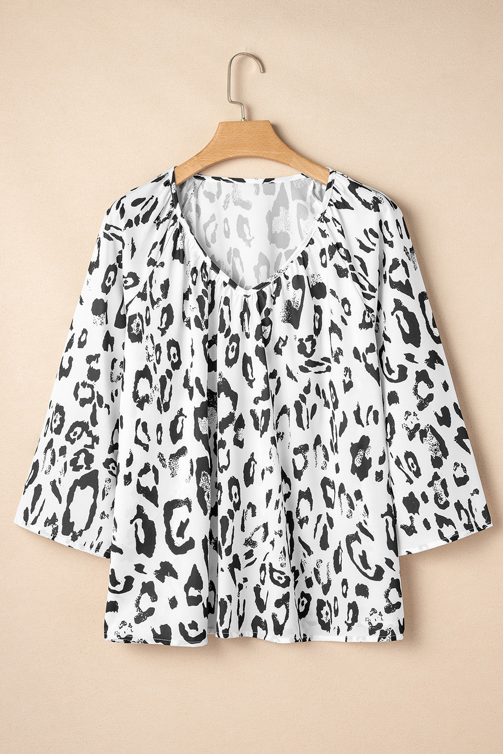 Black Leopard Print V Neck 3/4 Sleeve Blouse