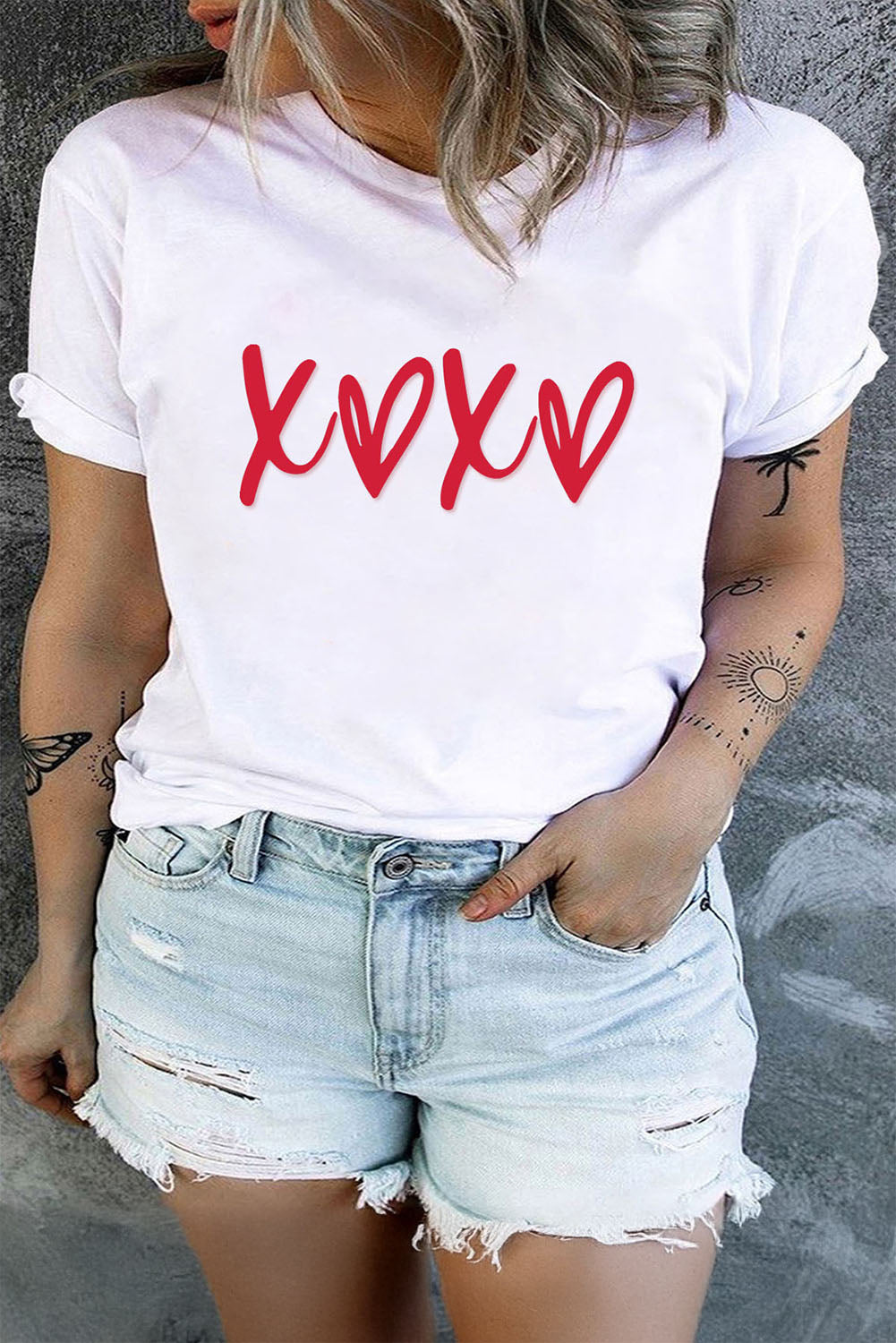 Black XOXO Heart Print Round Neck Graphic Plus Size T Shirt